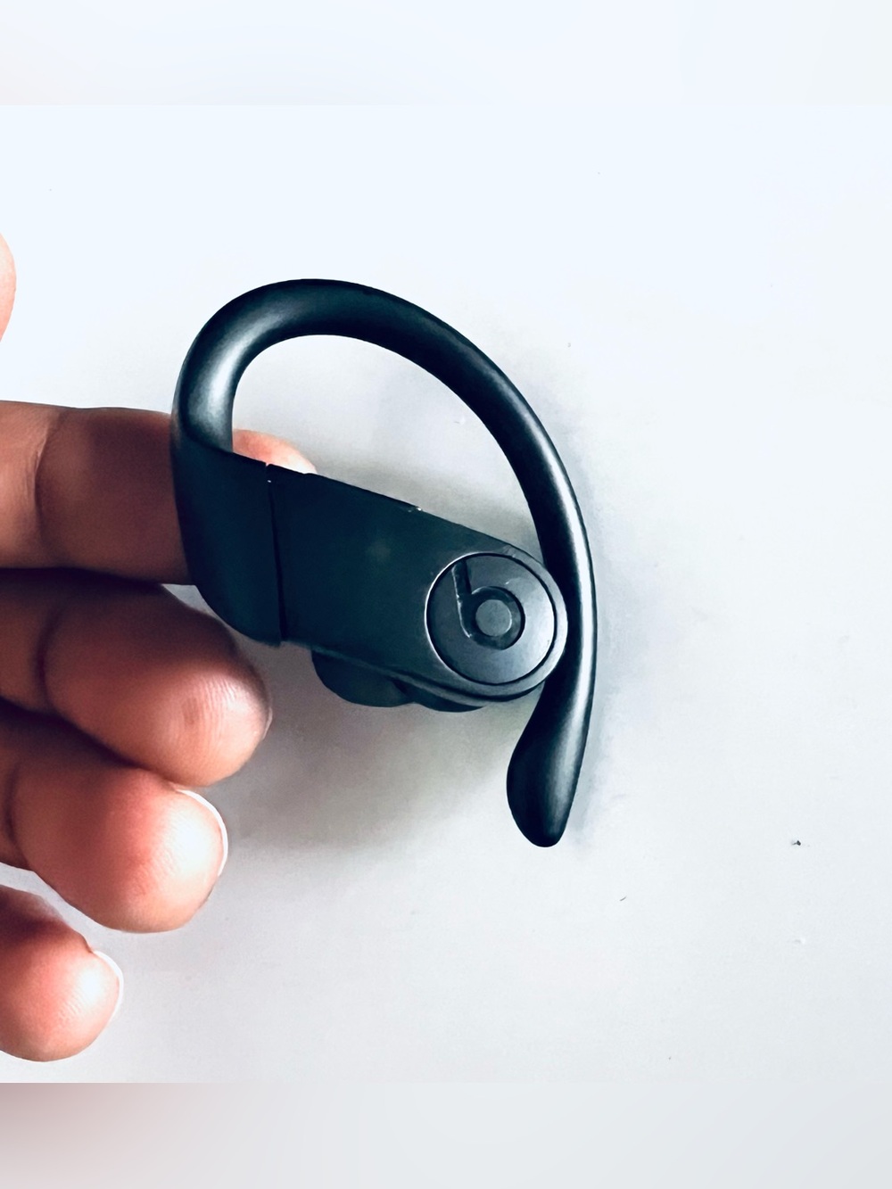 Beats Powerbeats Pro Left Ear Hook Wireless Earbud - Black Conditions Working